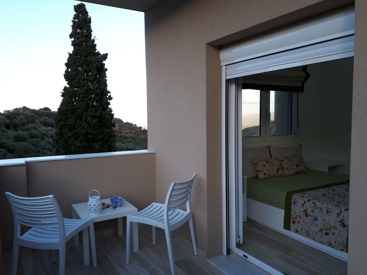 Villa Irini - Cretan Luxury Villa With Amazing View Paraspori  Exterior photo